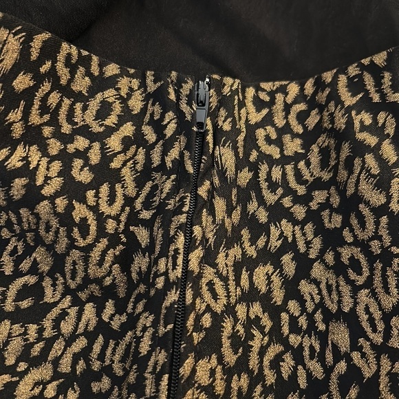 Must Have Black & Gold Leopard Print Mini Skirt Size Large - Picture 6 of 6